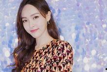娱乐吃瓜张婧仪视频,敬业态度与时尚态度的双重展现