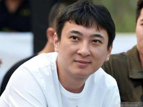 娱乐圈经常有吃瓜的人吗,瓜田李下，揭秘“吃瓜群众”的狂欢世界