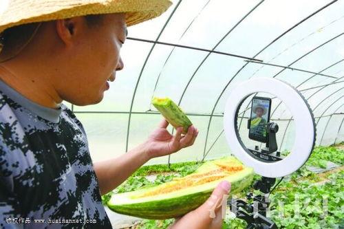 吃瓜娱乐音频在线收听,音频直播带你领略娱乐幕后故事